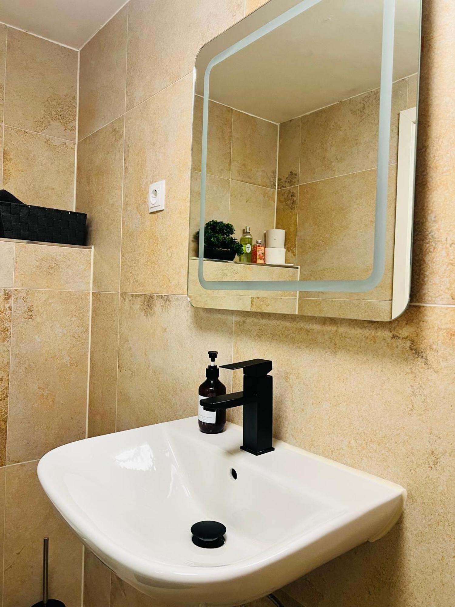 La Apartment Hemhofen Экстерьер фото